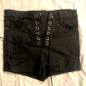 Fashion Nova Black Shorts Small